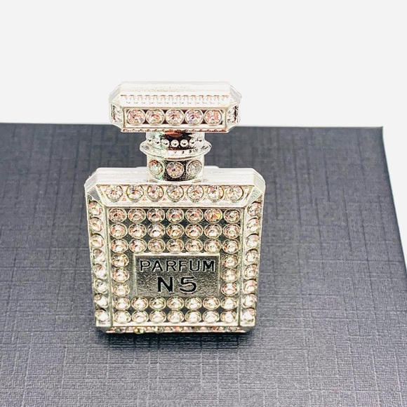 Parfum N5 Automobile Vent Clip - Picture 7 of 9